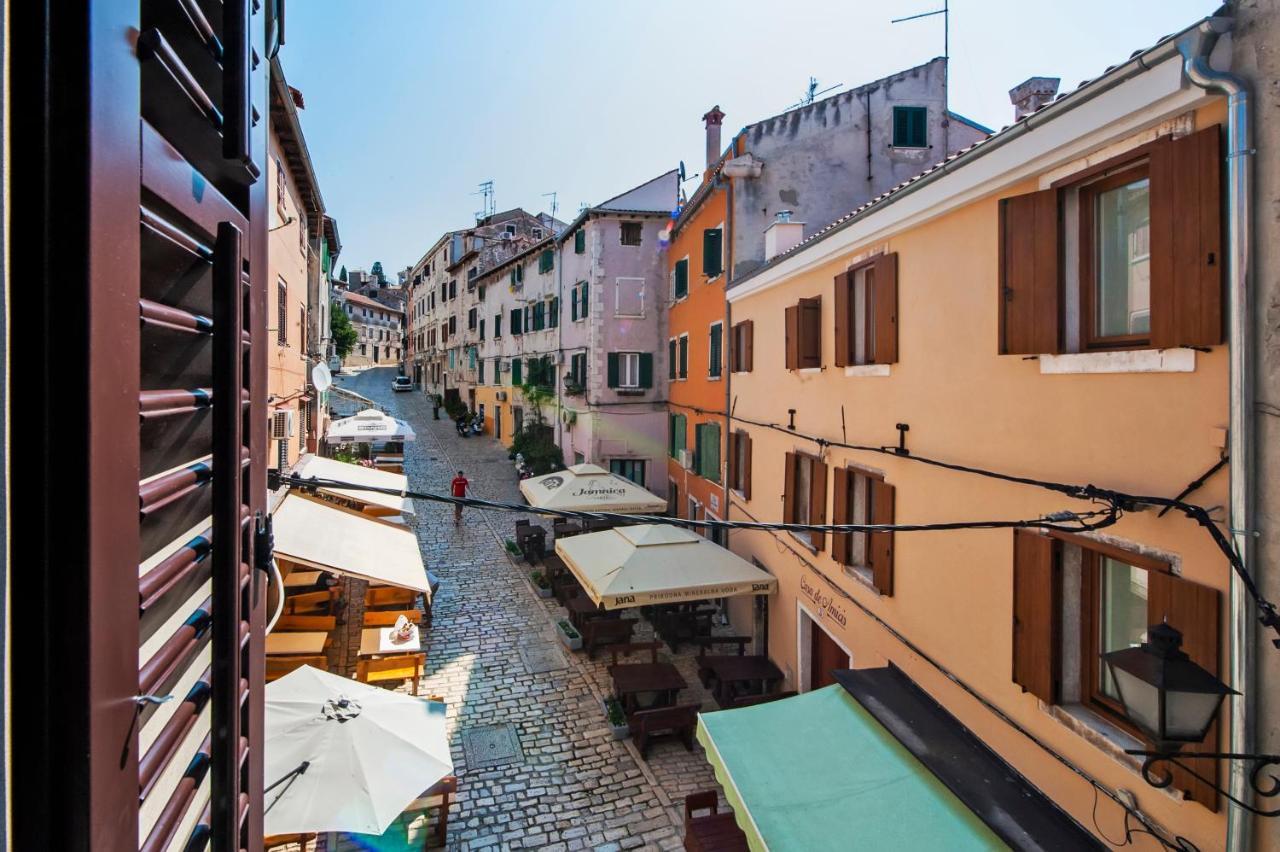 Apartments Casa De Amicis ロヴィニ エクステリア 写真