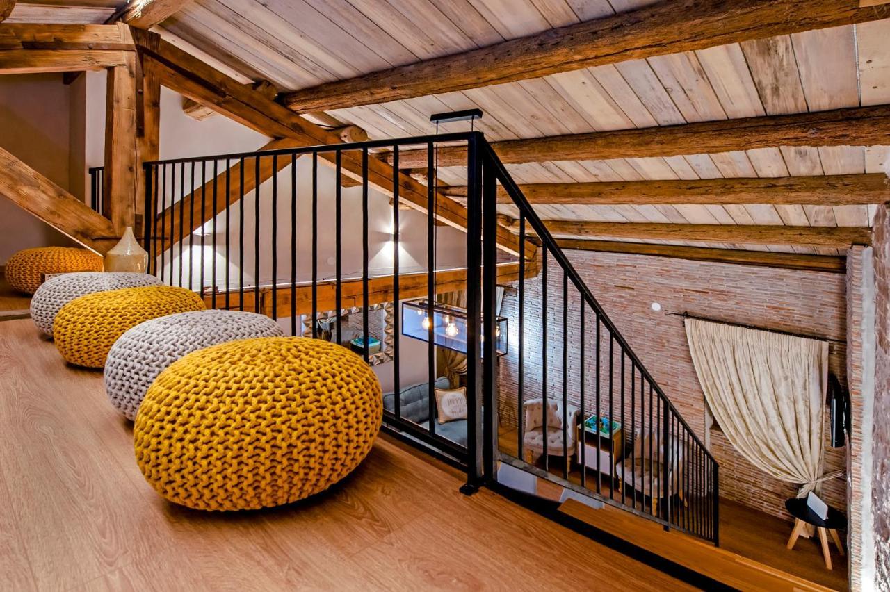 Apartments Casa De Amicis ロヴィニ エクステリア 写真