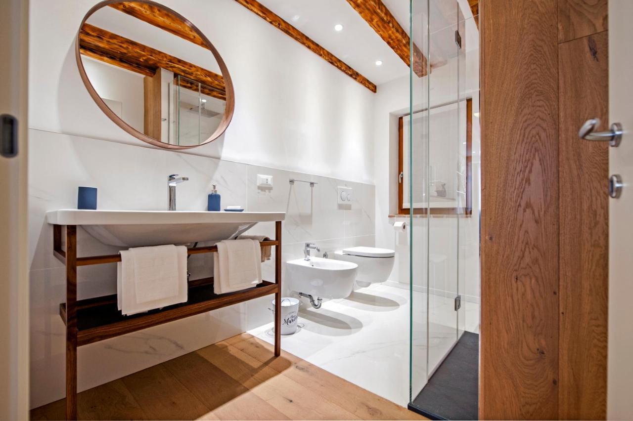 Apartments Casa De Amicis ロヴィニ エクステリア 写真