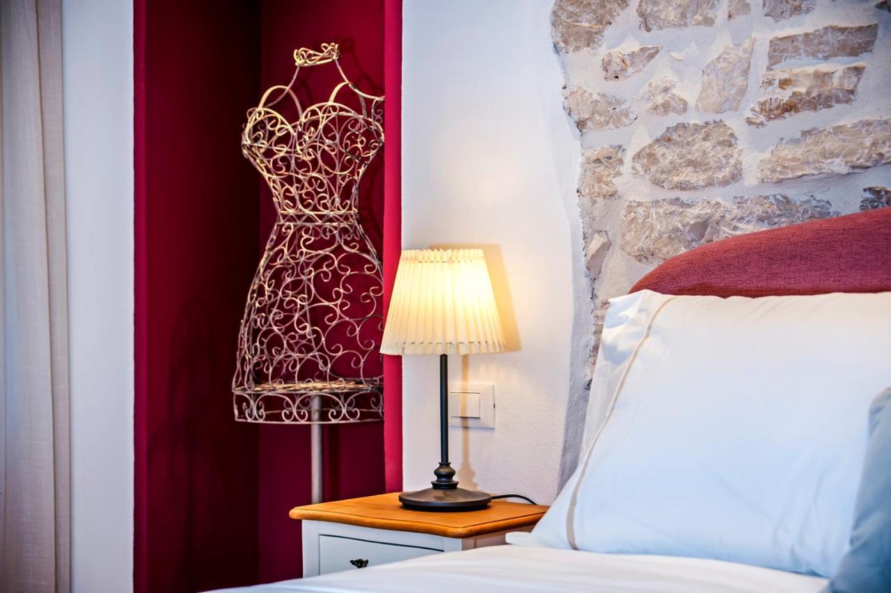 Apartments Casa De Amicis ロヴィニ エクステリア 写真