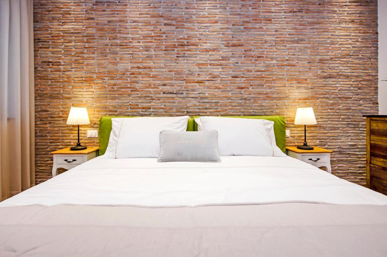 Apartments Casa De Amicis ロヴィニ エクステリア 写真