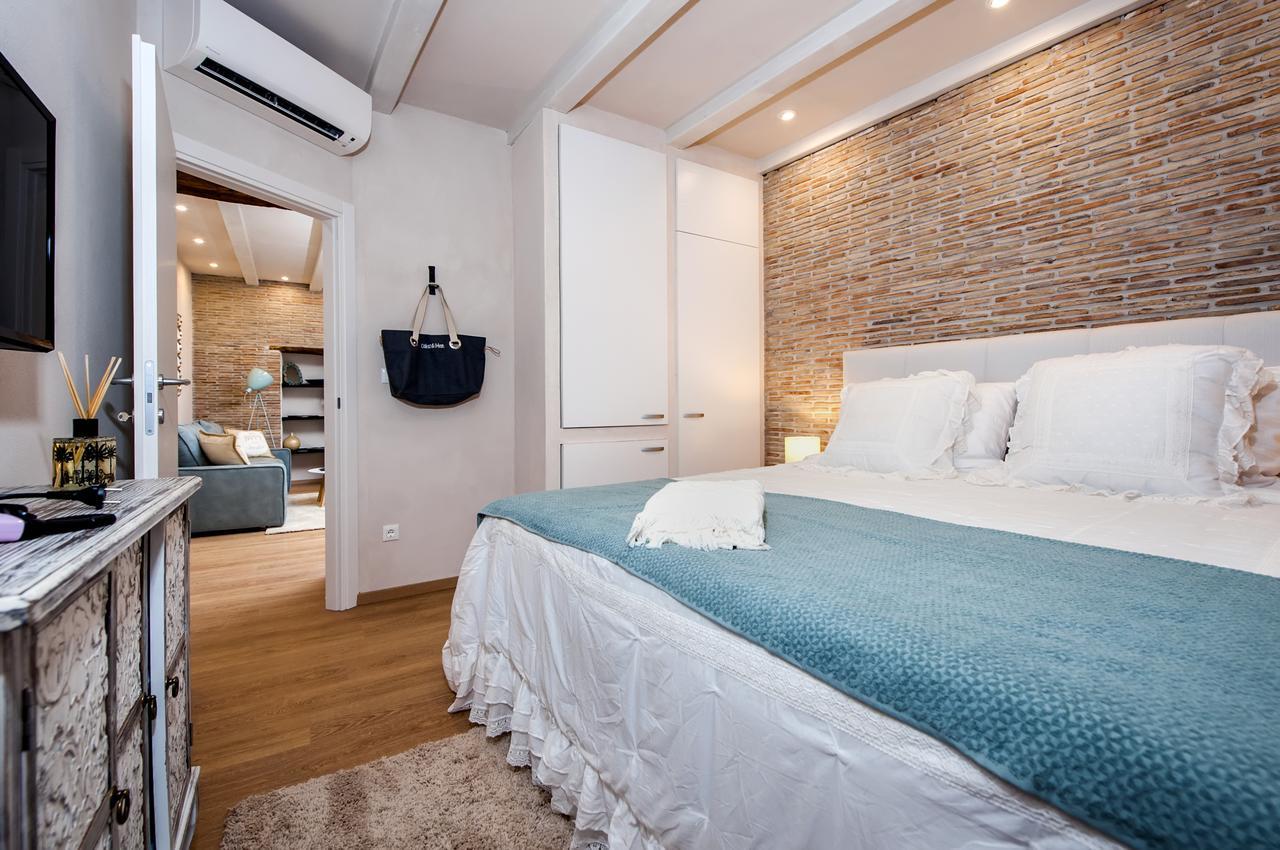 Apartments Casa De Amicis ロヴィニ エクステリア 写真